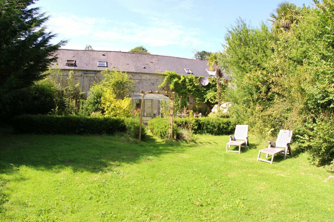 Chateau De Flottemanville Esterno foto